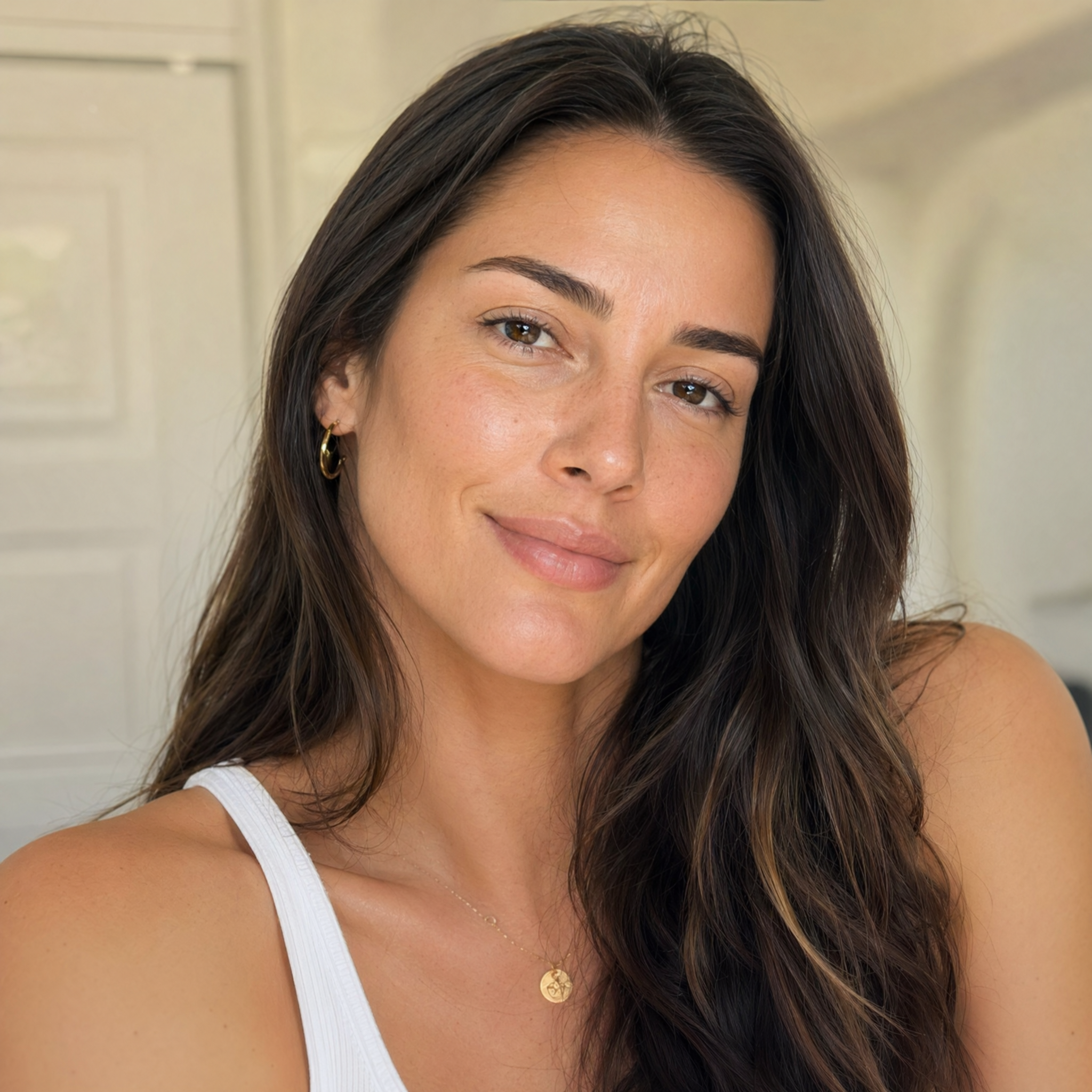 Smooth rested natural skin look
